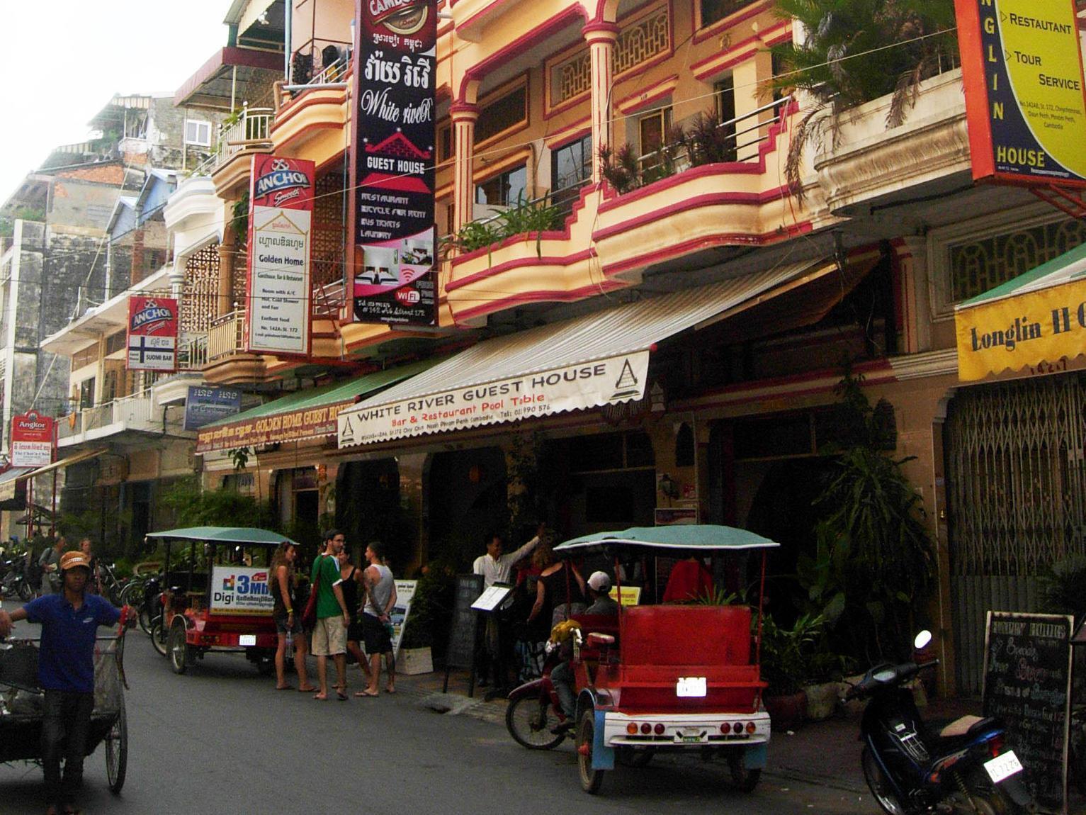 White River II Hostel Phnom Penh Exterior foto